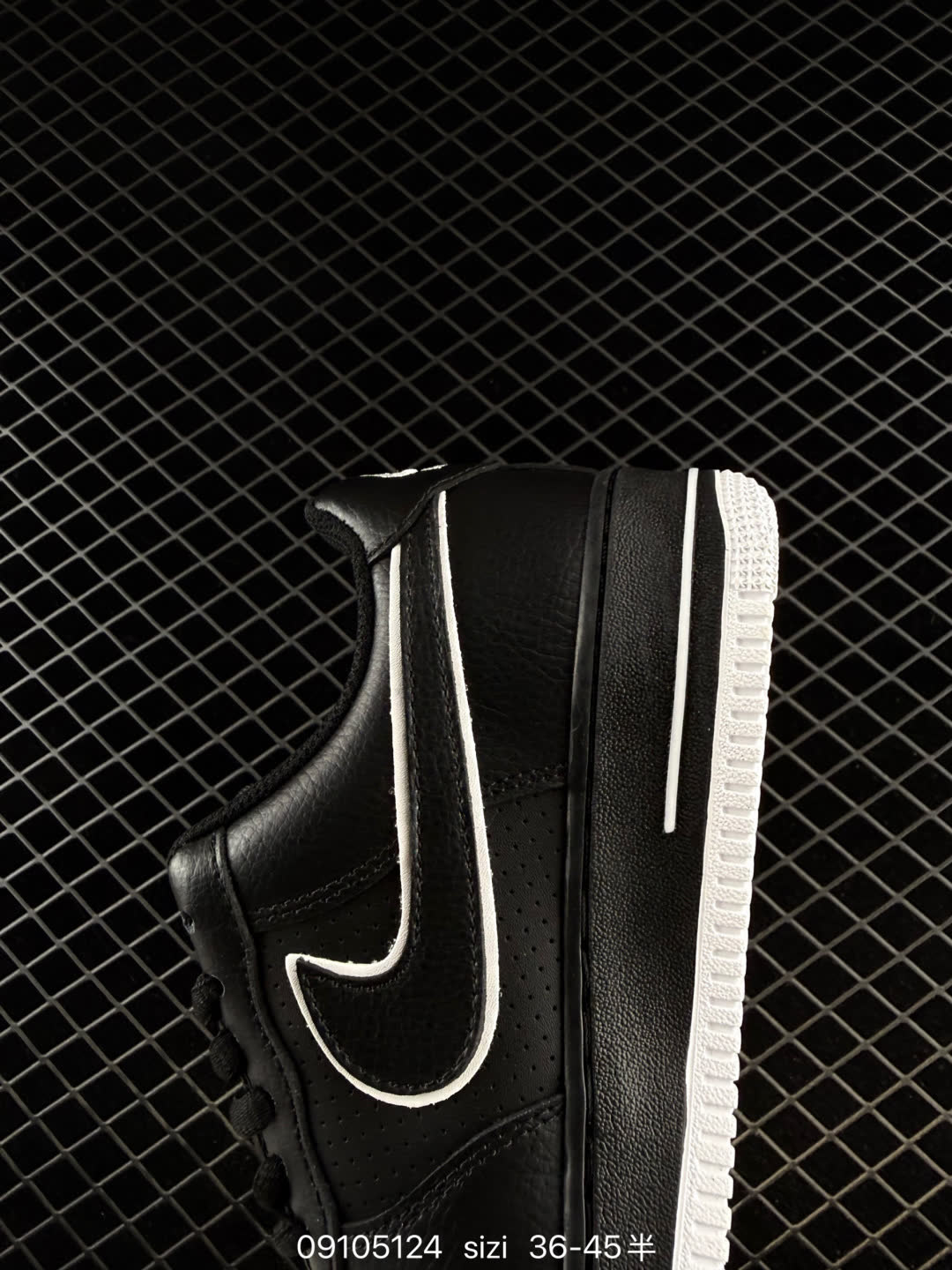 Nike Air Force 1 '07-IV6027-001